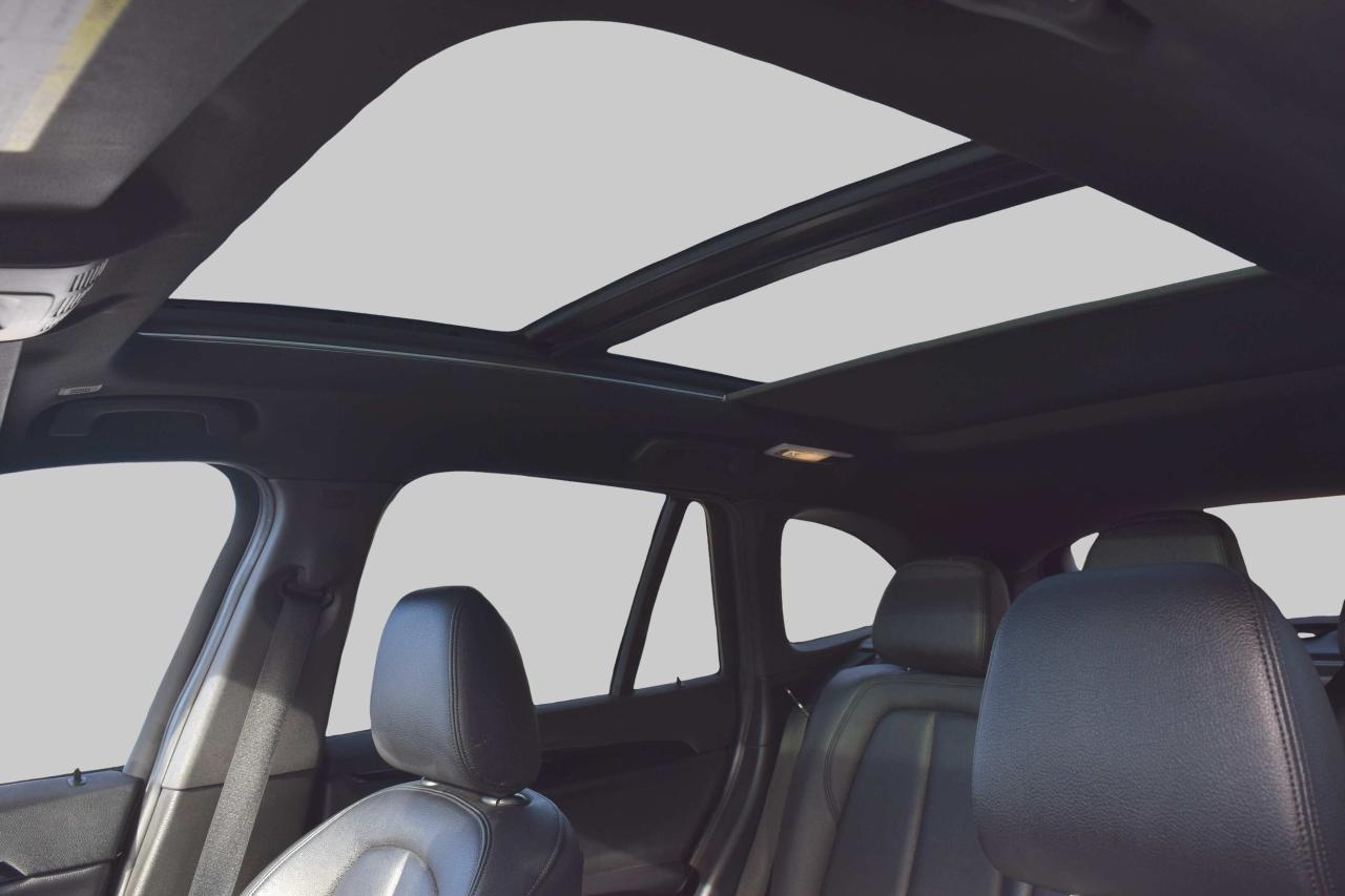 2016 BMW X1 xDrive28i Panoramic Sunroof Photo