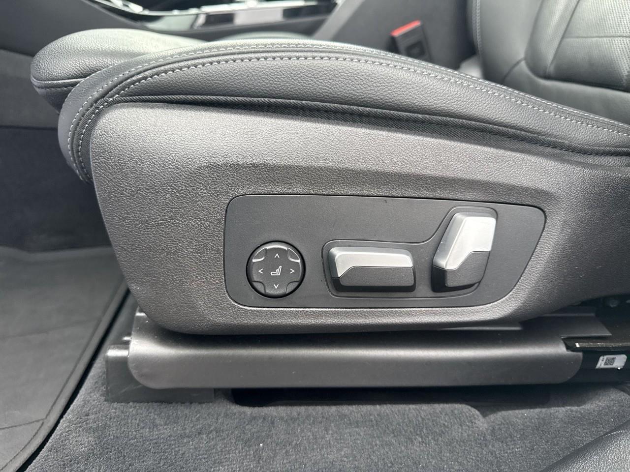 2020 BMW X3 xDrive30i Photo