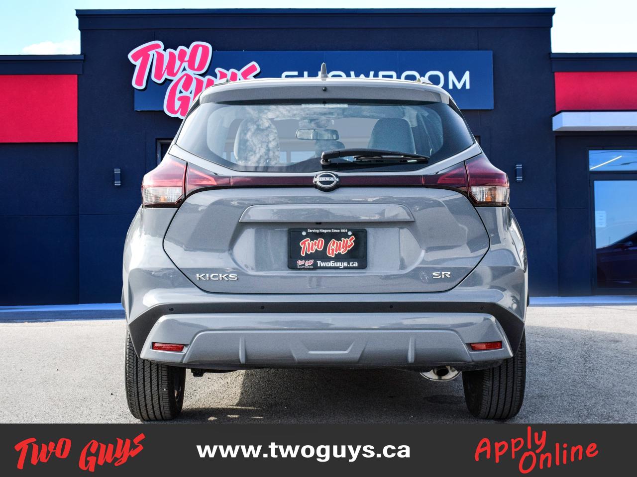 2023 Nissan Kicks SR Premium   Leather   Lease Return   WOW KMS Photo