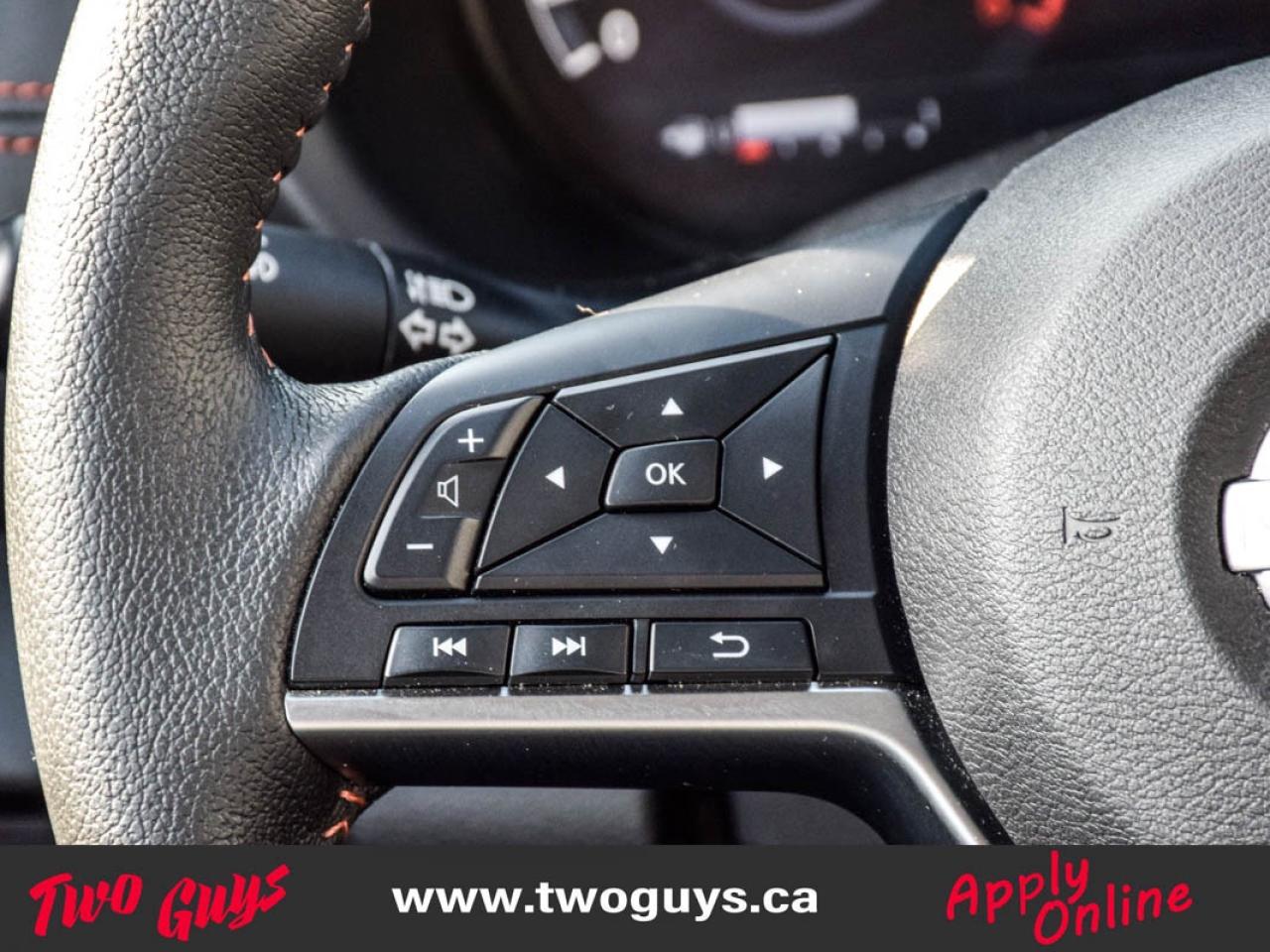 2023 Nissan Kicks SR Premium   Leather   Lease Return   WOW KMS Photo