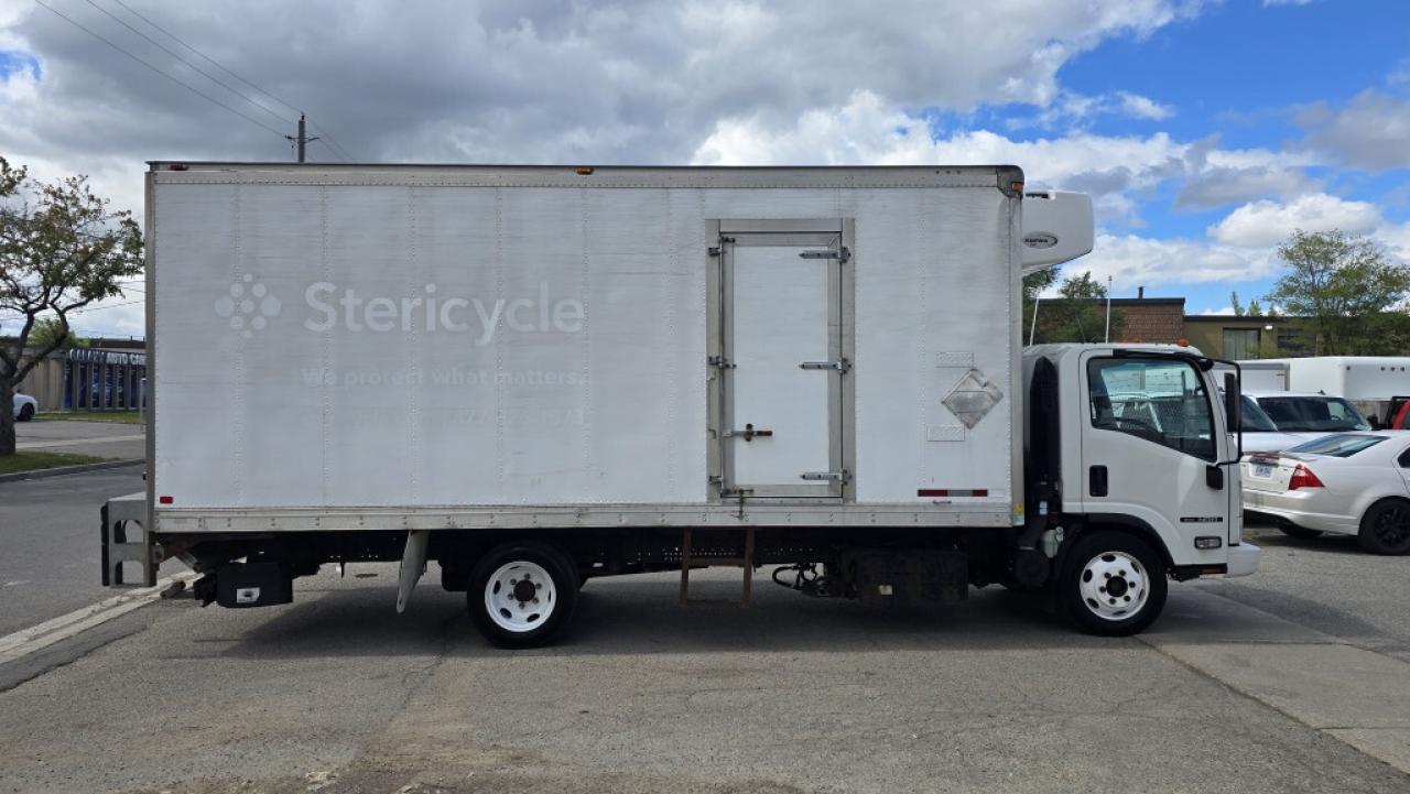 2018 Isuzu NRR 20Ft - CARRIER SUPRA 650 REEFER With Standby + Lif Photo4