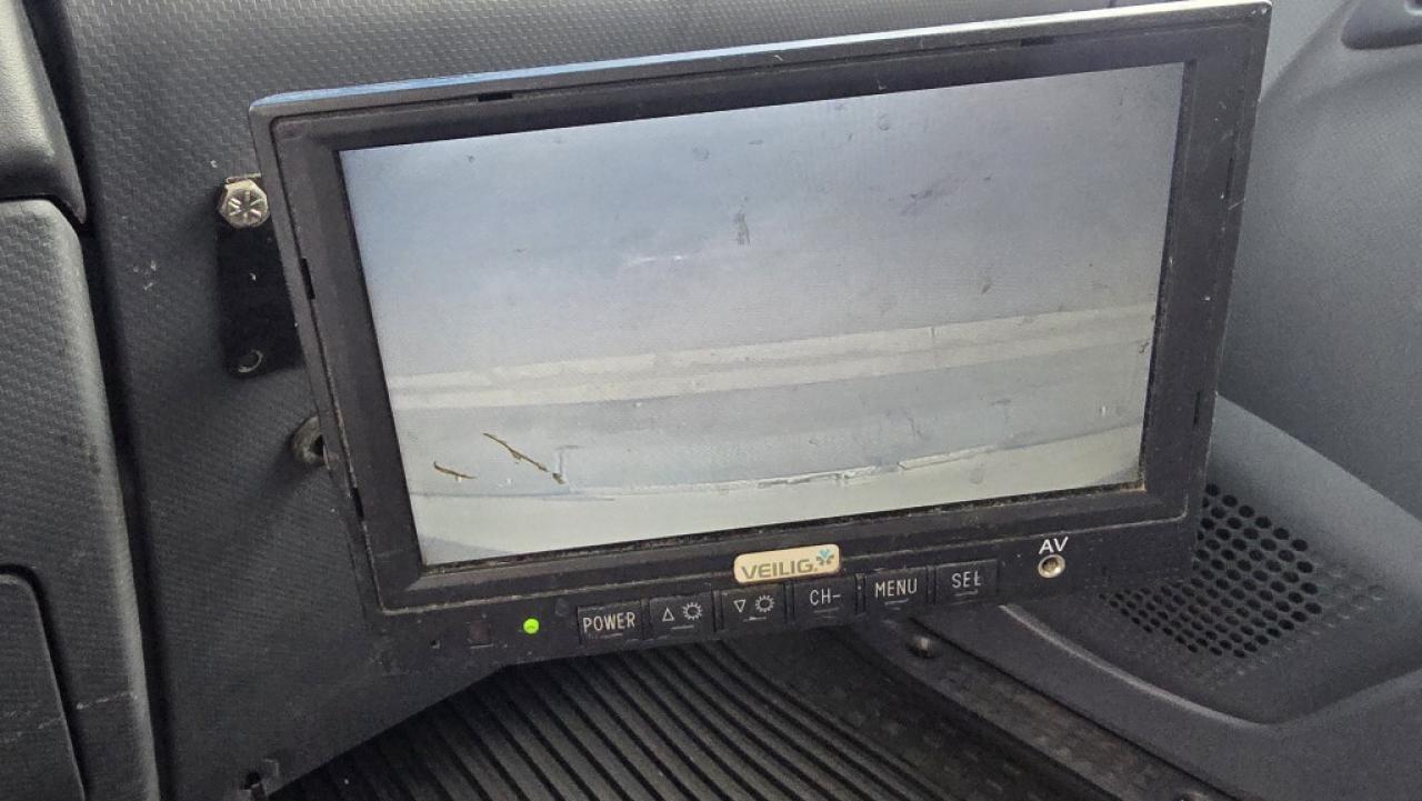 2018 Isuzu NRR 20Ft - CARRIER SUPRA 650 REEFER With Standby + Lif Photo