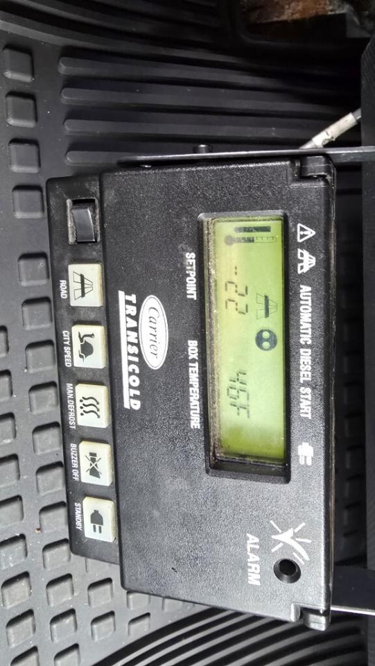 2018 Isuzu NRR 20Ft - CARRIER SUPRA 650 REEFER With Standby + Lif Photo