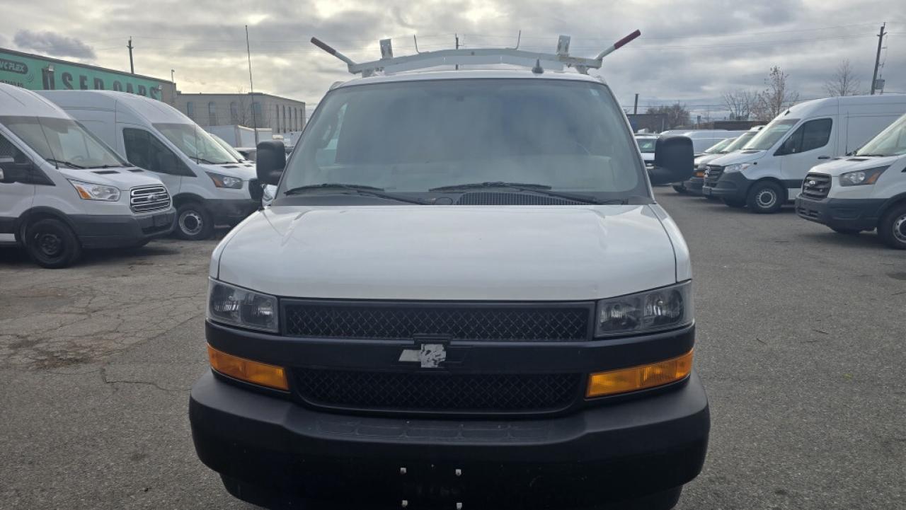 2020 Chevrolet Express G3500 - 6.0L V8 Gasoline - Shelves/Rack/Divider Photo3