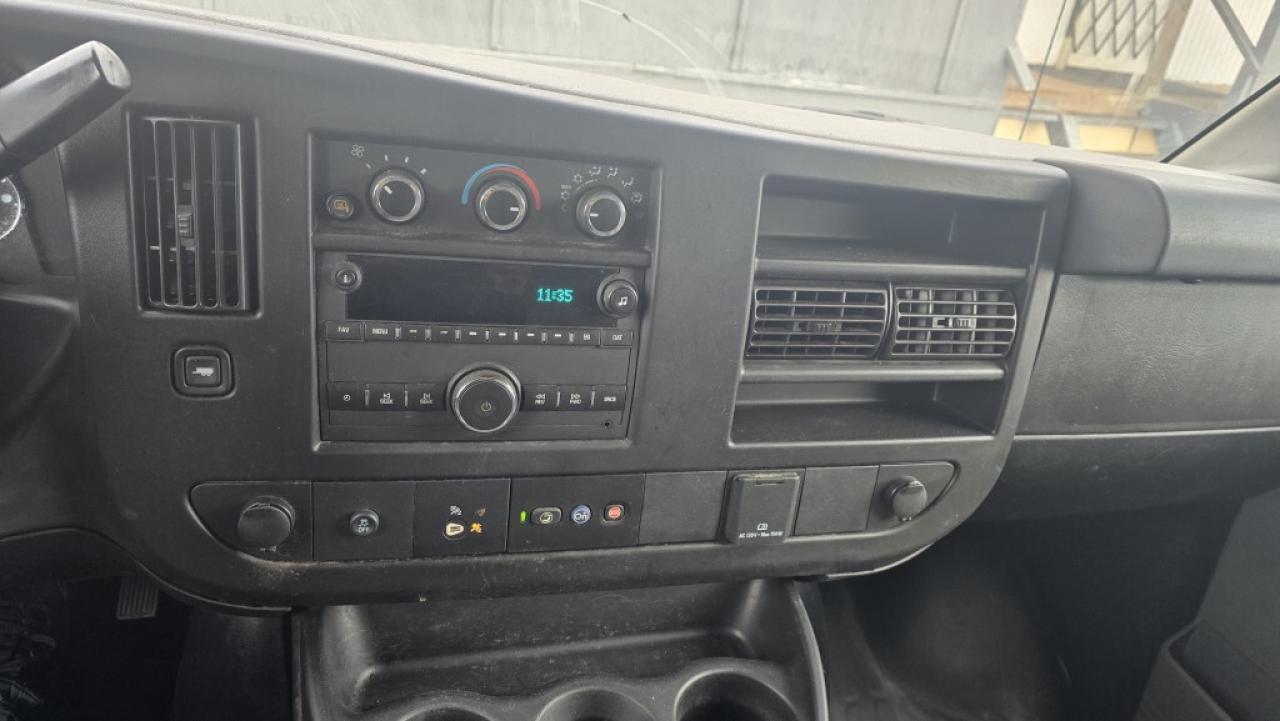 2020 Chevrolet Express G3500 - 6.0L V8 Gasoline - Shelves/Rack/Divider Photo