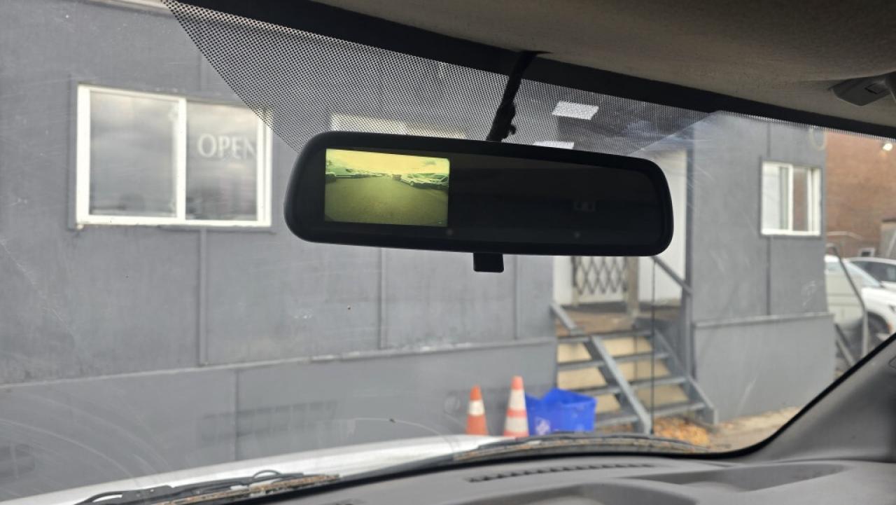 2020 Chevrolet Express G3500 - 6.0L V8 Gasoline - Shelves/Rack/Divider Photo