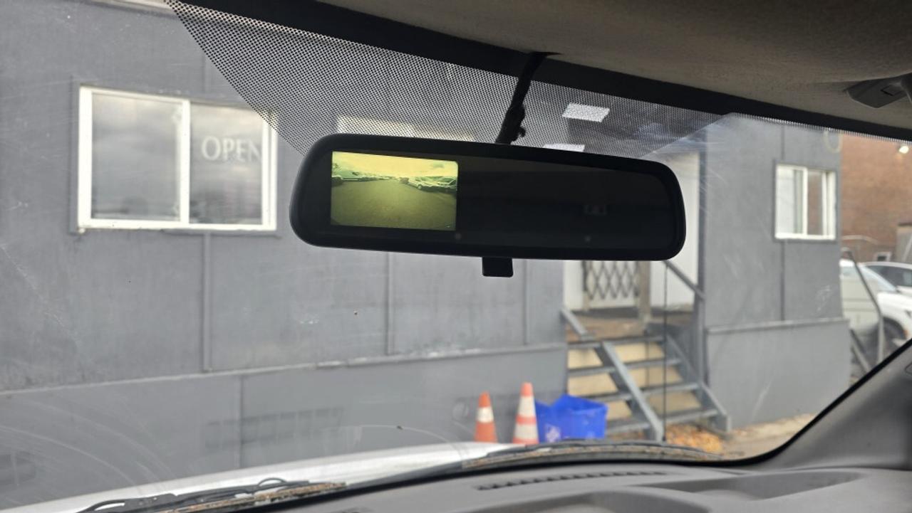 2020 Chevrolet Express G3500 - 6.0L V8 Gasoline - Shelves/Rack/Divider Photo