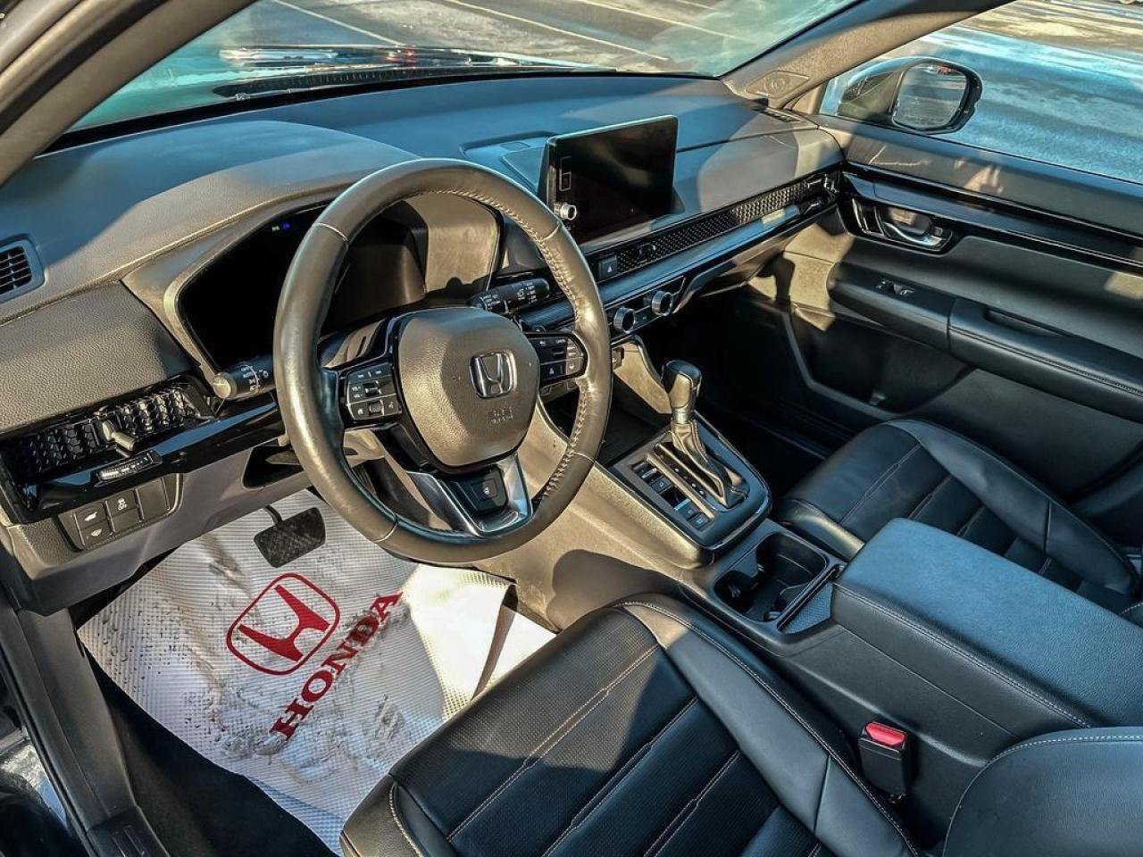 2024 Honda CR-V Hybrid Touring Photo