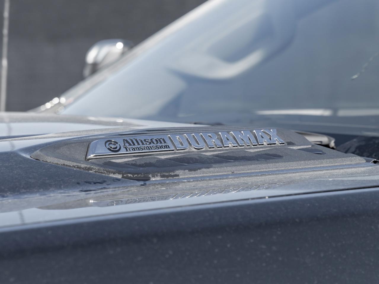 2023 Chevrolet Silverado 3500HD 4WD Crew LTZ Dually, Sunroof, Convenience, 5TH Whe Photo