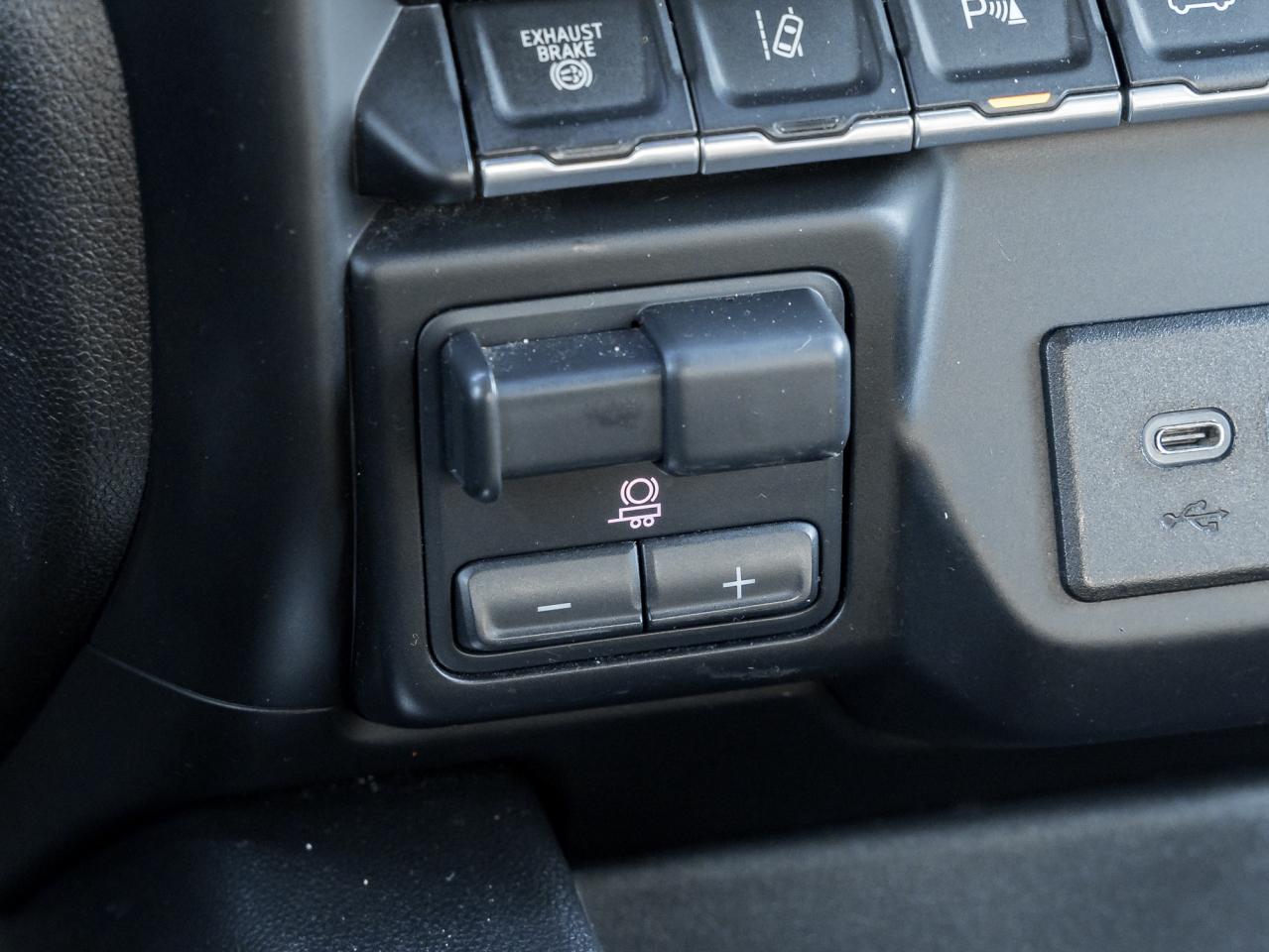 2023 Chevrolet Silverado 3500HD 4WD Crew LTZ Dually, Sunroof, Convenience, 5TH Whe Photo