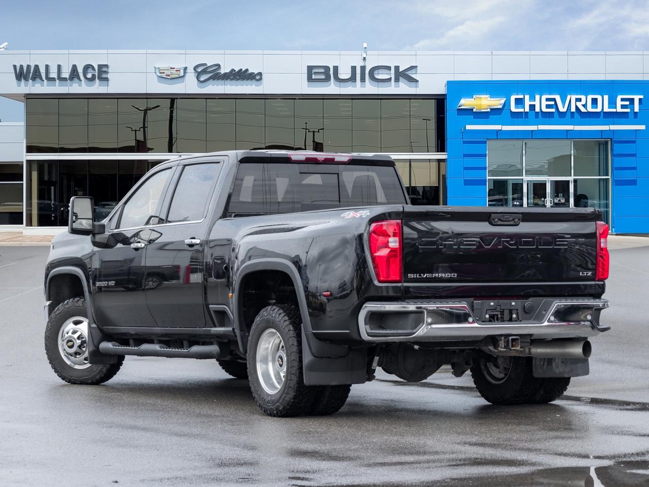 2023 Chevrolet Silverado 3500HD 4WD Crew LTZ Dually, Sunroof, Convenience, 5TH Whe Photo