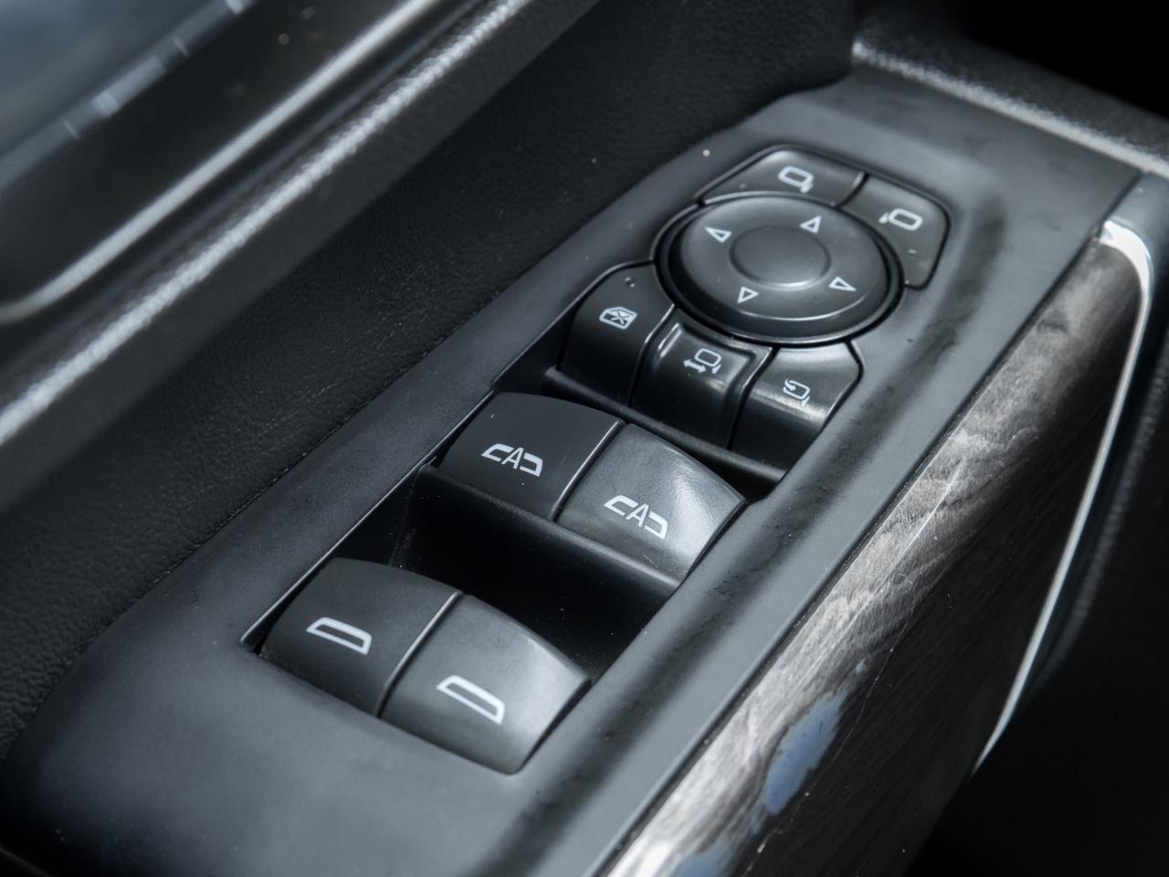 2023 Chevrolet Silverado 3500HD 4WD Crew LTZ Dually, Sunroof, Convenience, 5TH Whe Photo