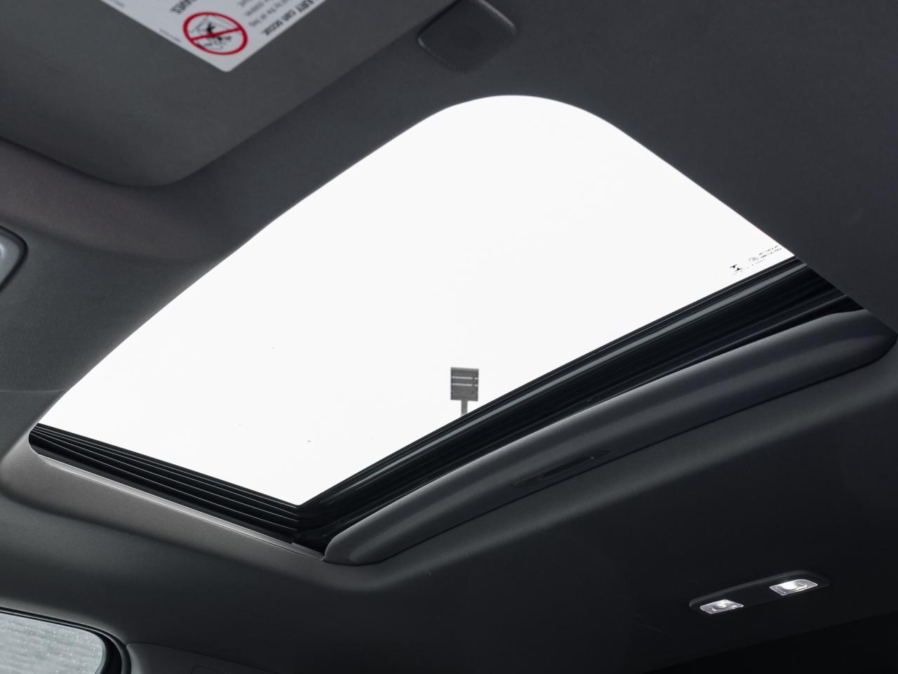 2023 Chevrolet Silverado 3500HD 4WD Crew LTZ Dually, Sunroof, Convenience, 5TH Whe Photo