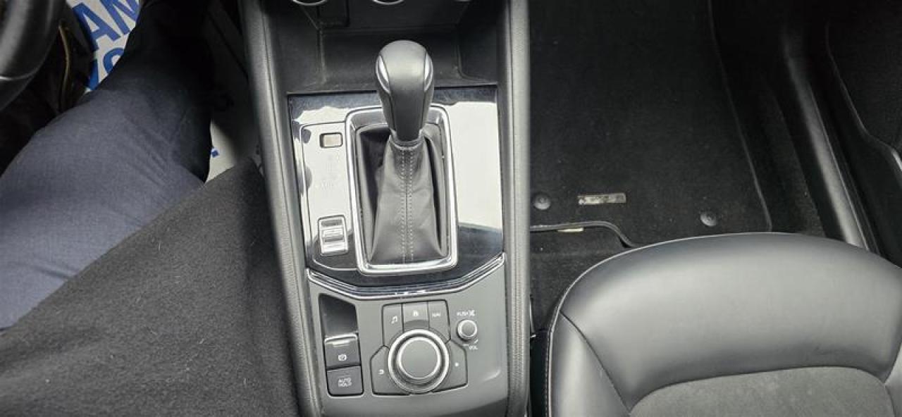 2019 Mazda CX-5 GS AWD at Photo