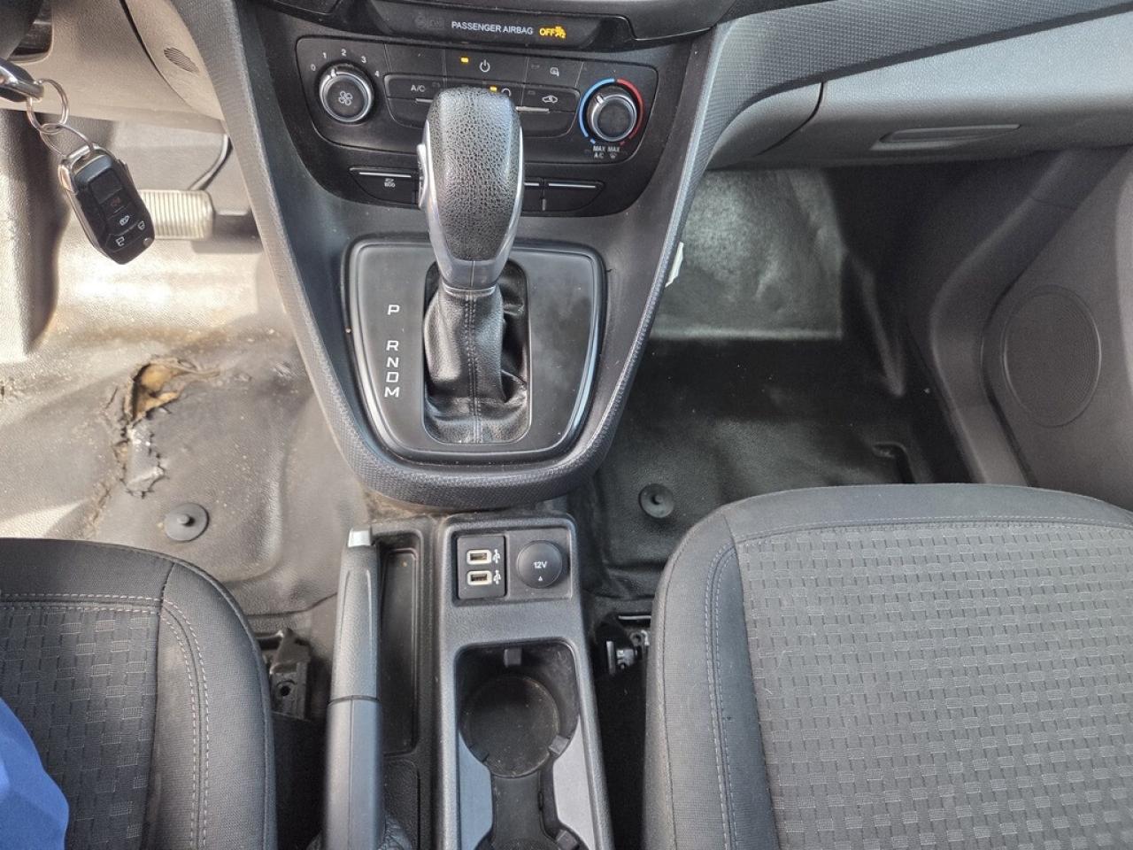 2020 Ford Transit Connect Connect XLT Shelves/BTooth/Camera - 1 Owner Photo