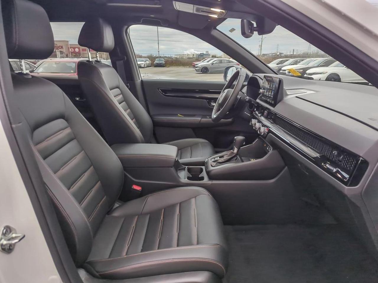 2025 Honda CR-V Hybrid Touring Photo