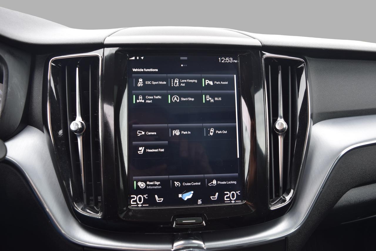 2019 Volvo XC60 T6 Momentum AWD Photo