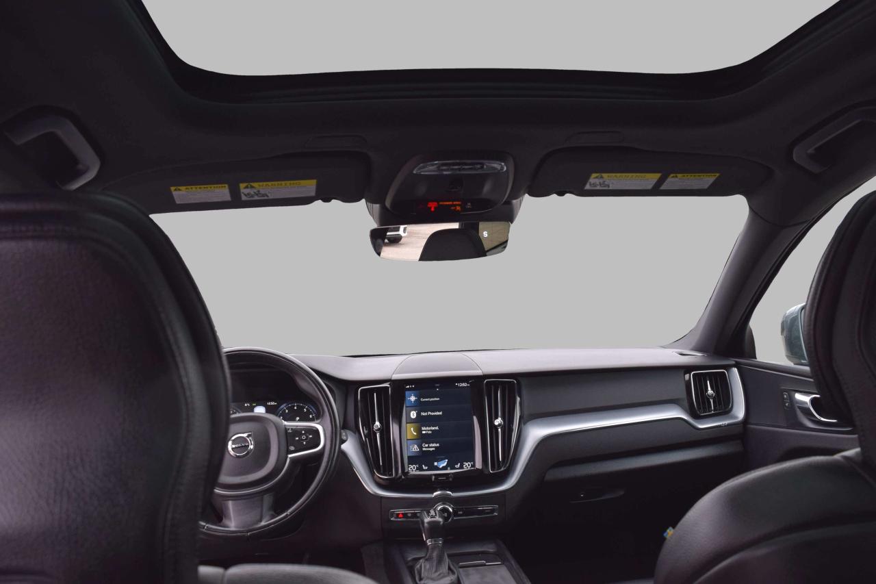 2019 Volvo XC60 T6 Momentum AWD Photo