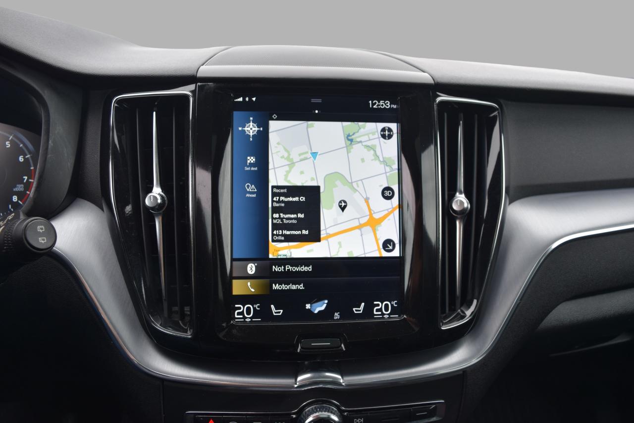 2019 Volvo XC60 T6 Momentum AWD Photo