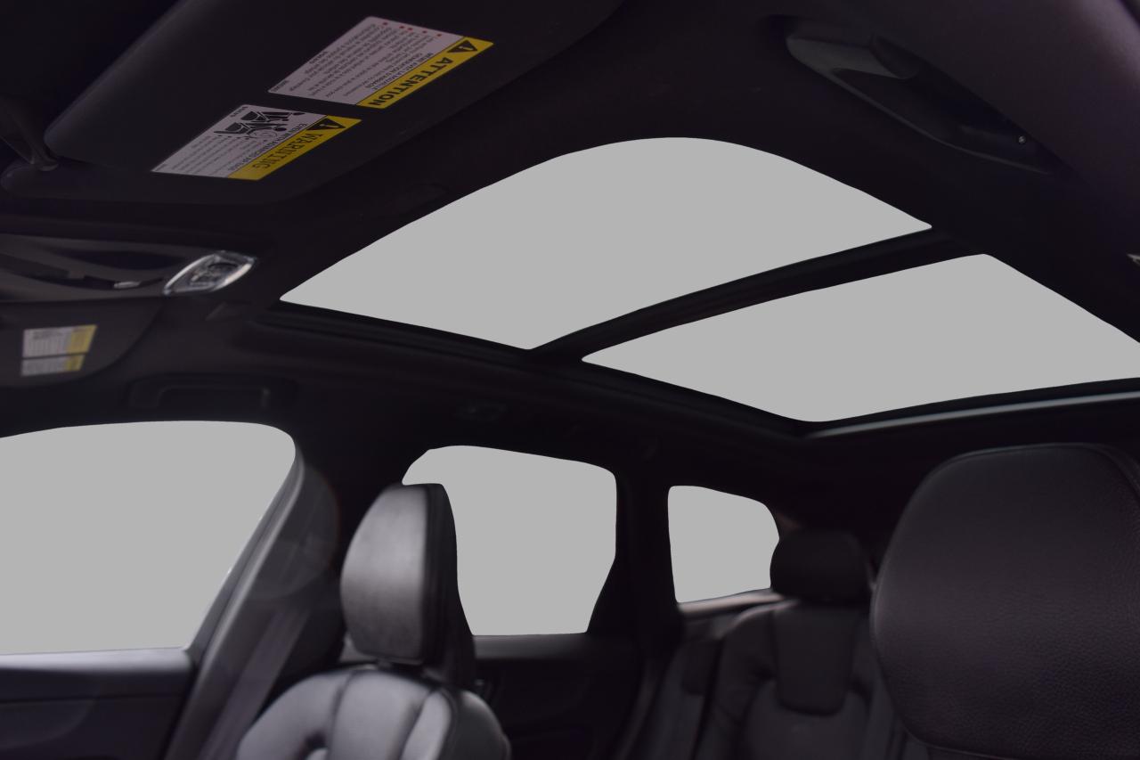 2019 Volvo XC60 T6 Momentum AWD Photo