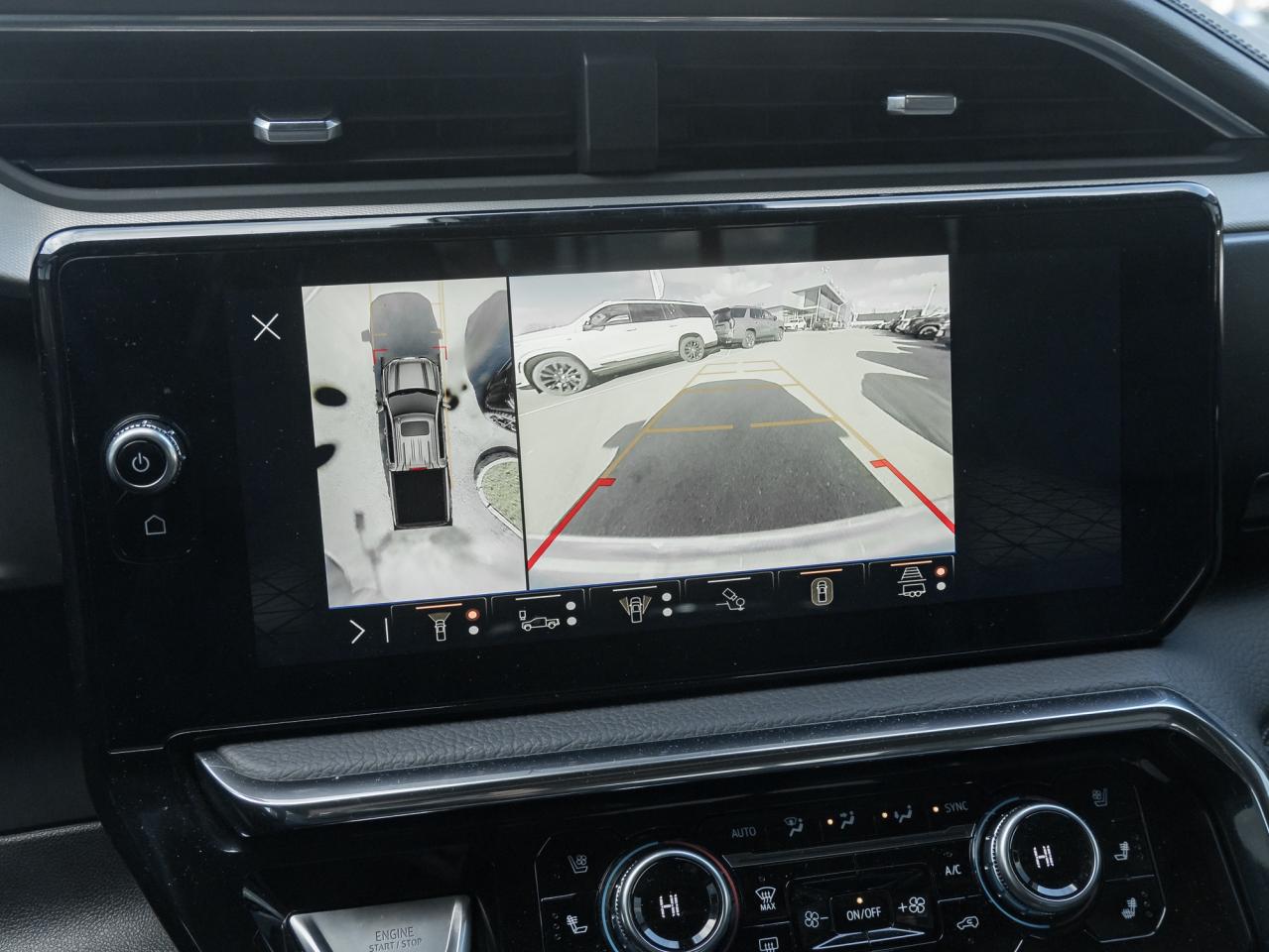 2025 GMC Sierra 1500 4WD Crew Cab 147  Denali Photo