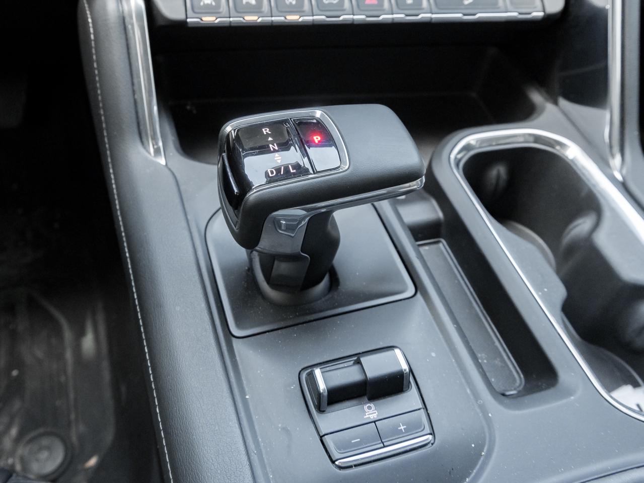 2025 GMC Sierra 1500 4WD Crew Cab 147  Denali Photo