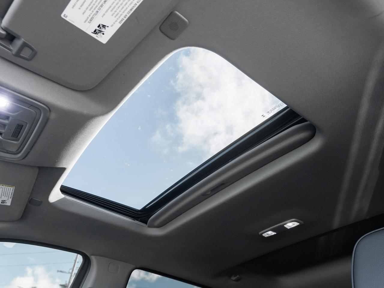 2025 GMC Sierra 1500 4WD Crew Cab 147  Denali Photo