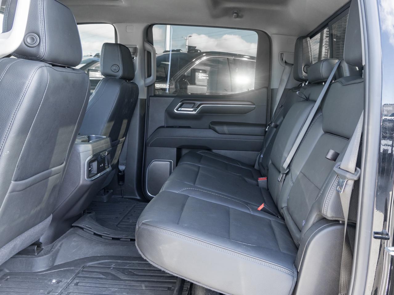 2025 GMC Sierra 1500 4WD Crew Cab 147  Denali Photo