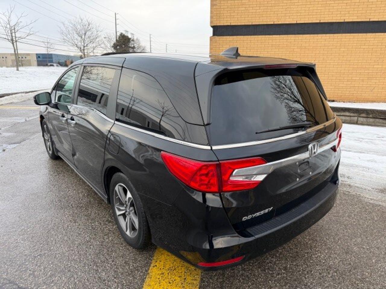 2020 Honda Odyssey EX/DVD/POWER SLIDING DOORS/CERTIFIED Photo