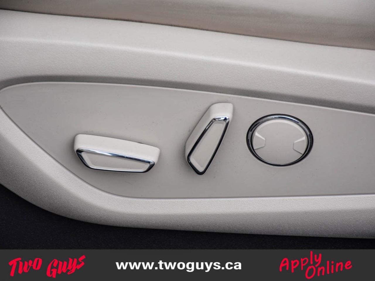 2019 Lincoln Nautilus Select 2.0L AWD   Panoroof   New Tires   Nav   Lea Photo