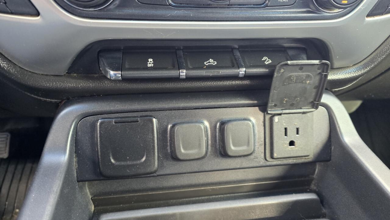 2018 GMC Sierra 1500 4x4 SLE - Elevation - V8 Gas - New Tires & Brake - Photo