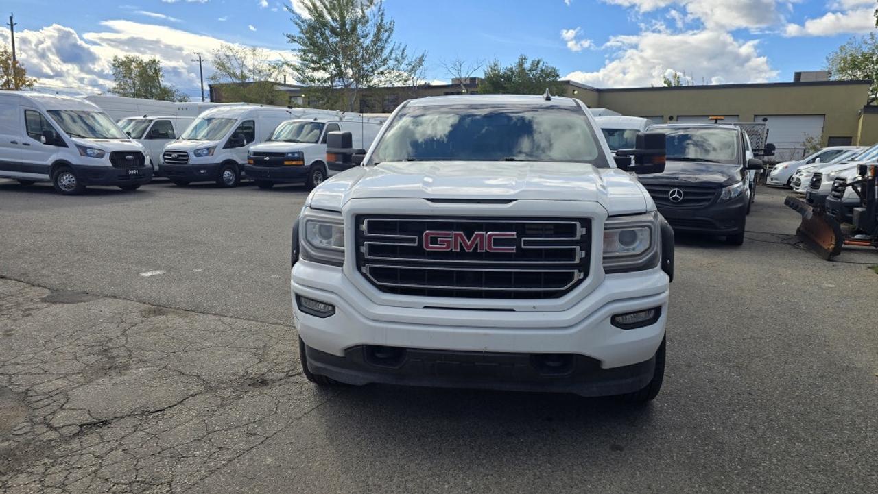 2018 GMC Sierra 1500 4x4 SLE - Elevation - V8 Gas - New Tires & Brake - Photo3