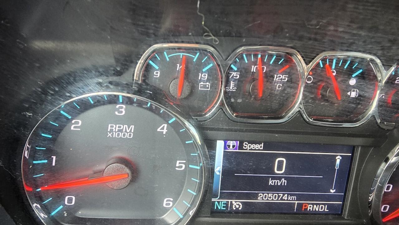 2018 GMC Sierra 1500 4x4 SLE - Elevation - V8 Gas - New Tires & Brake - Photo