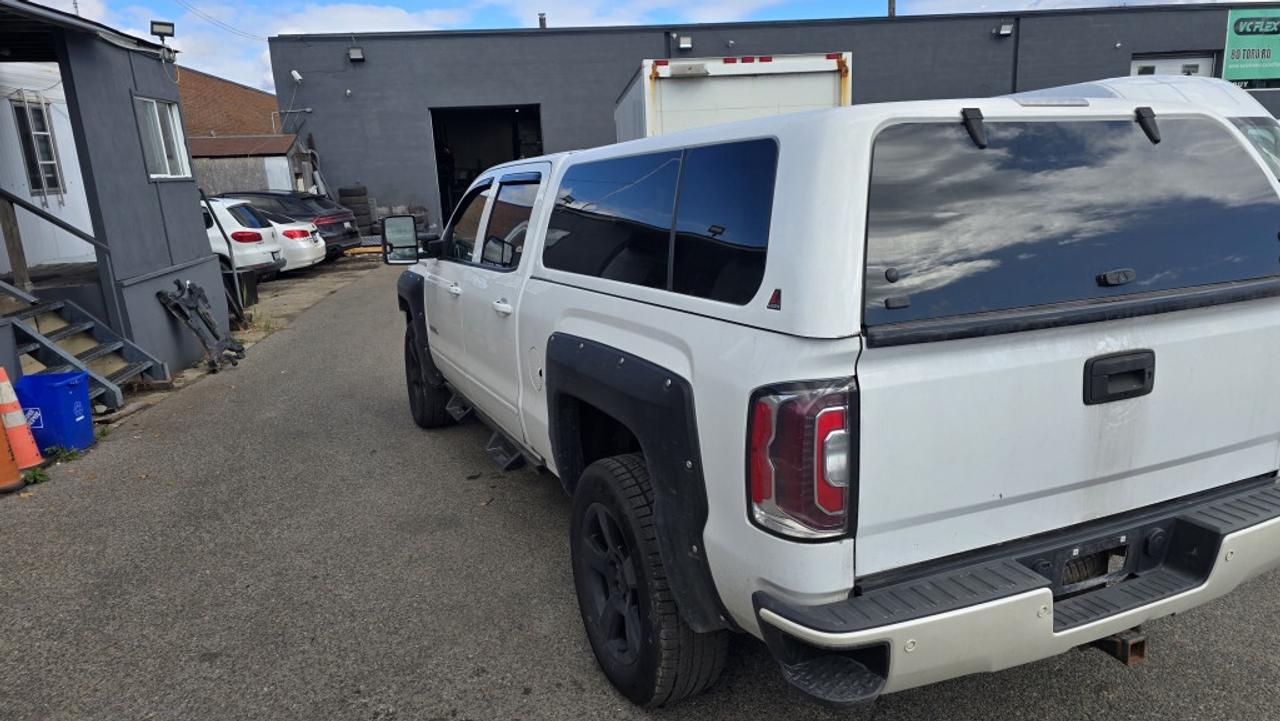 2018 GMC Sierra 1500 4x4 SLE - Elevation - V8 Gas - New Tires & Brake - Photo