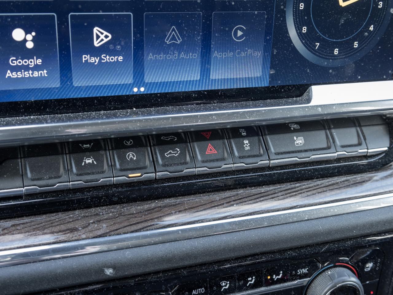 2024 Chevrolet Silverado 1500 4WD Double Cab 147  LT Photo