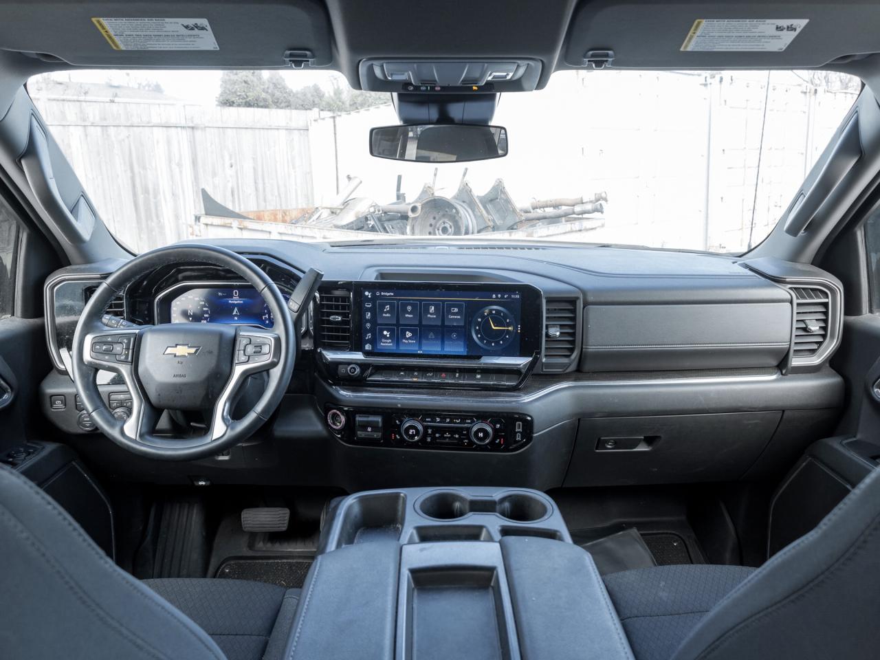 2024 Chevrolet Silverado 1500 4WD Double Cab 147  LT Photo