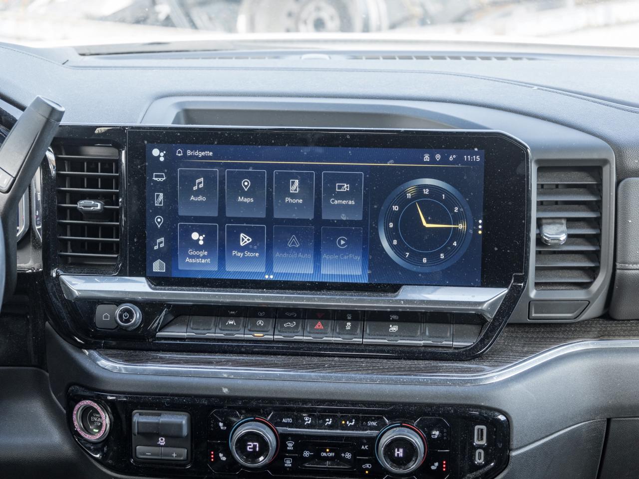 2024 Chevrolet Silverado 1500 4WD Double Cab 147  LT Photo