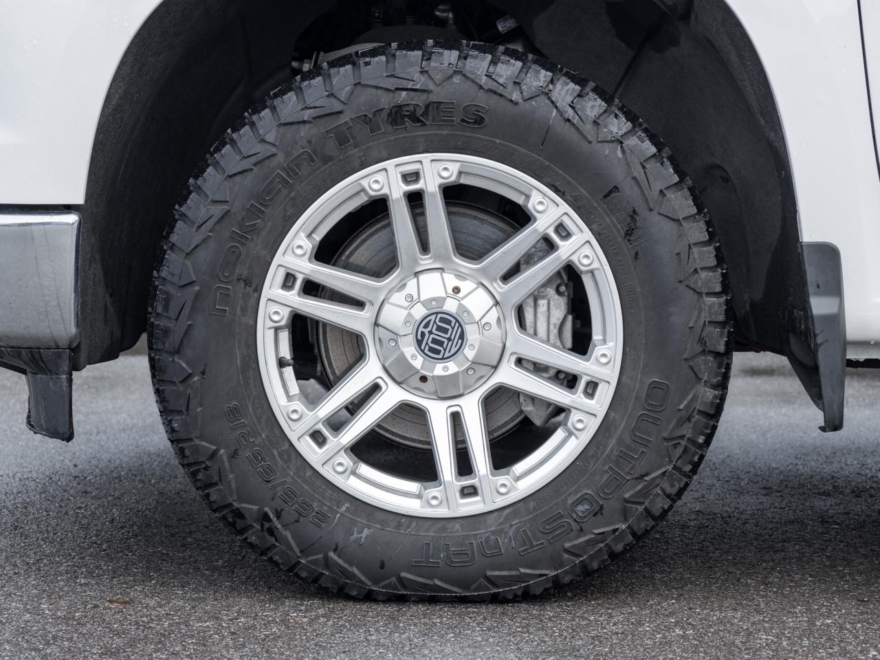 2024 Chevrolet Silverado 1500 4WD Double Cab 147  LT Photo3