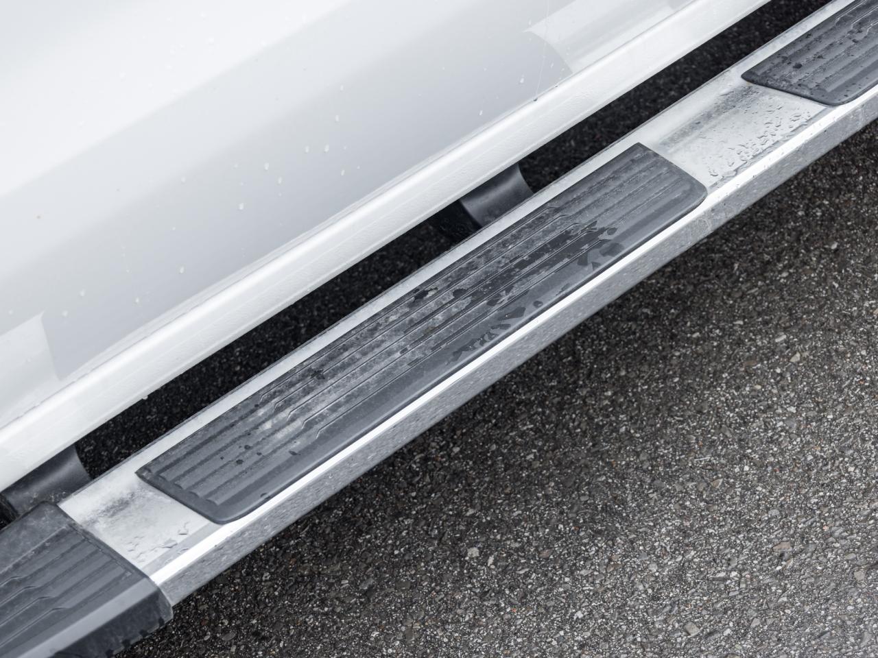 2024 Chevrolet Silverado 1500 4WD Double Cab 147  LT Photo