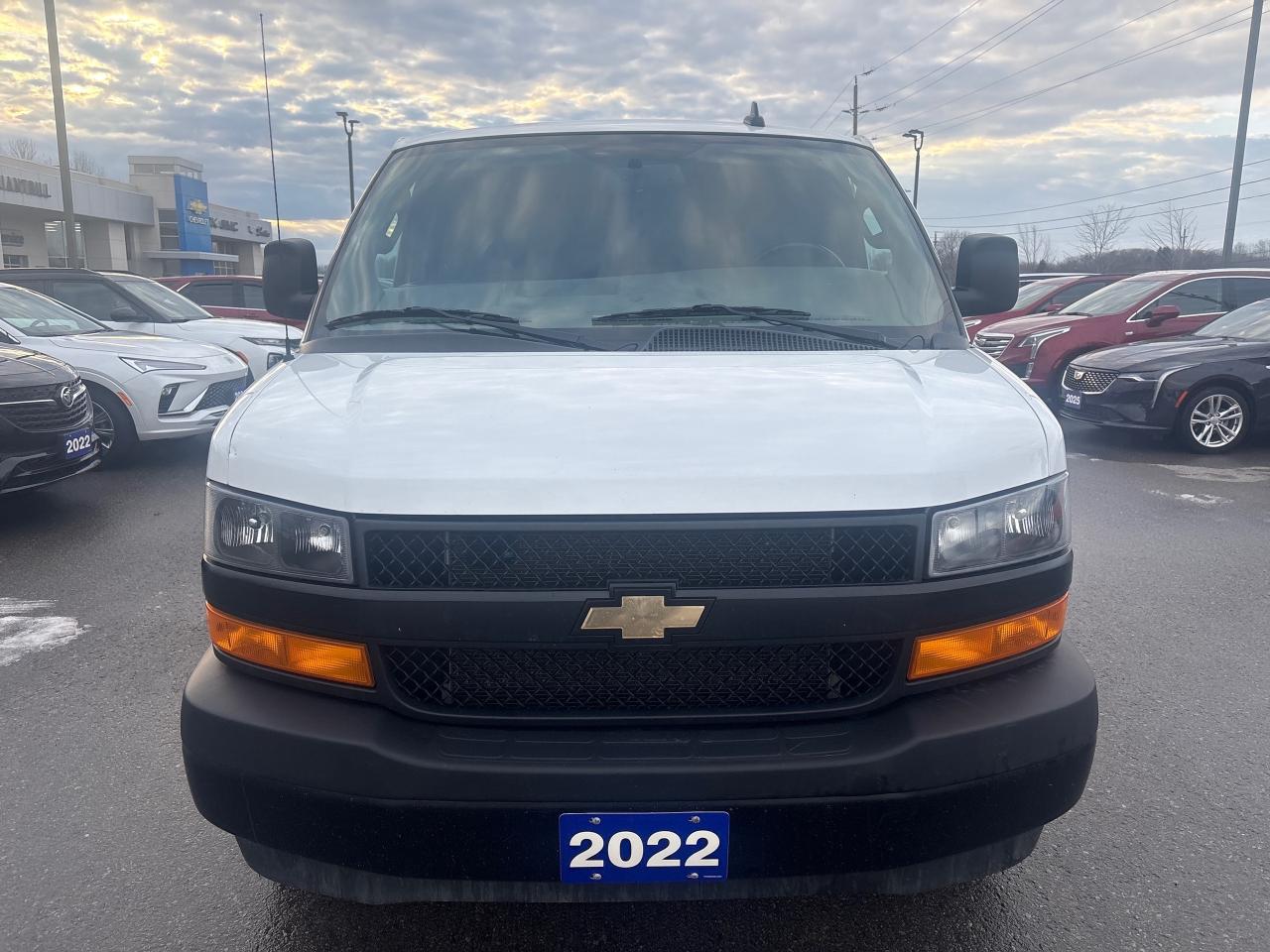 2022 Chevrolet Express 2500 Ext 2500 Cargo + Vinyl Seating + V6 + Bluetooth Photo