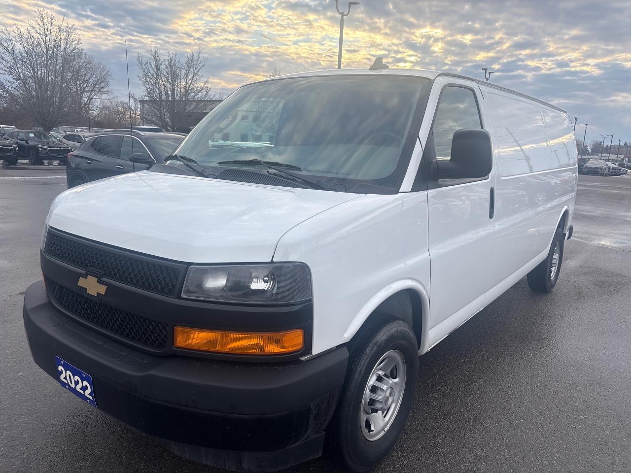 2022 Chevrolet Express 2500 Ext 2500 Cargo + Vinyl Seating + V6 + Bluetooth Photo