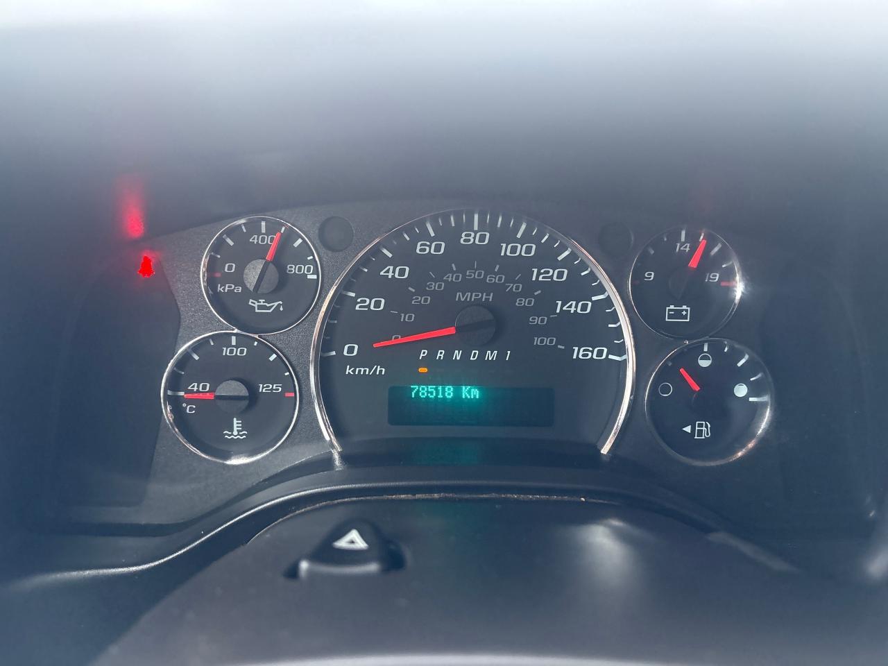 2022 Chevrolet Express 2500 Ext 2500 Cargo + Vinyl Seating + V6 + Bluetooth Photo