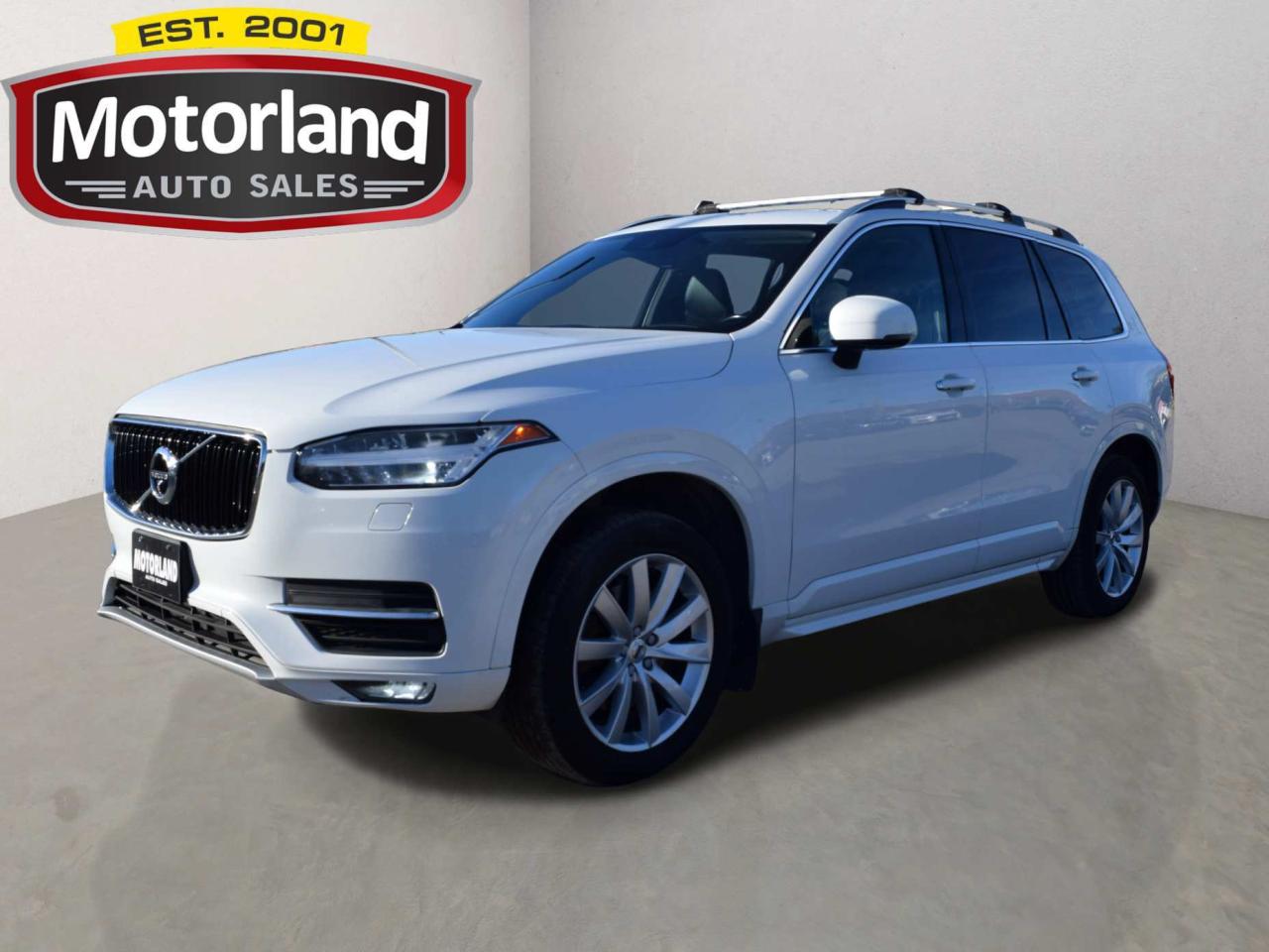 2018 Volvo XC90 T5 Momentum AWD Navi Panoramic Sunroof Photo0