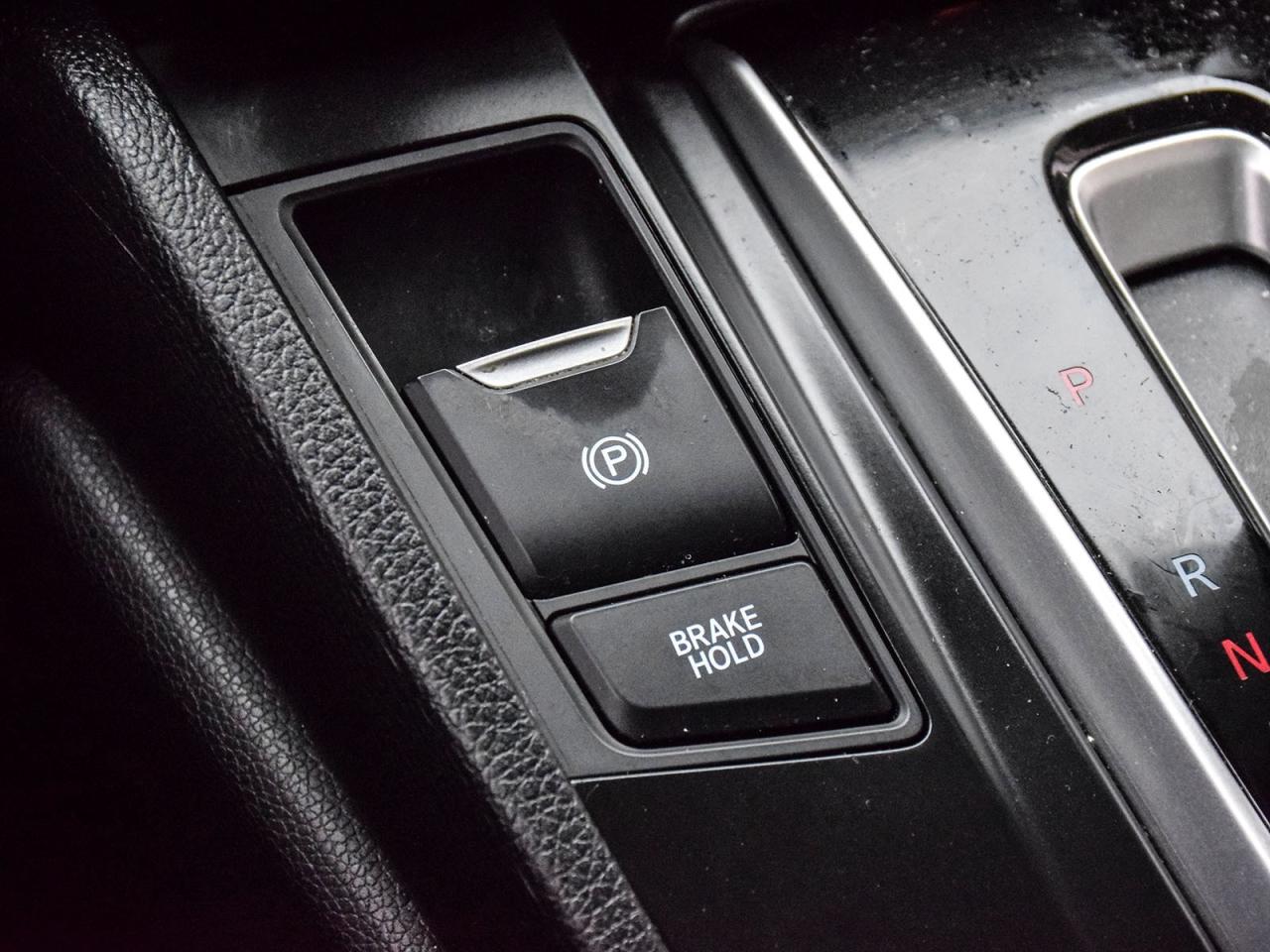 2022 Honda CR-V LX Photo