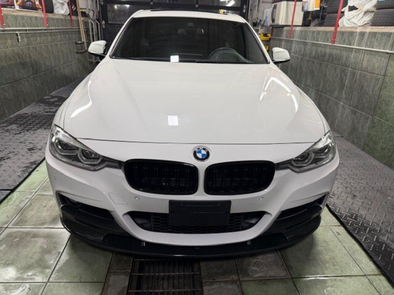 2017 BMW 3 Series 340i xDrive LOW KMS 1 OWNER CERTIFIED Photo