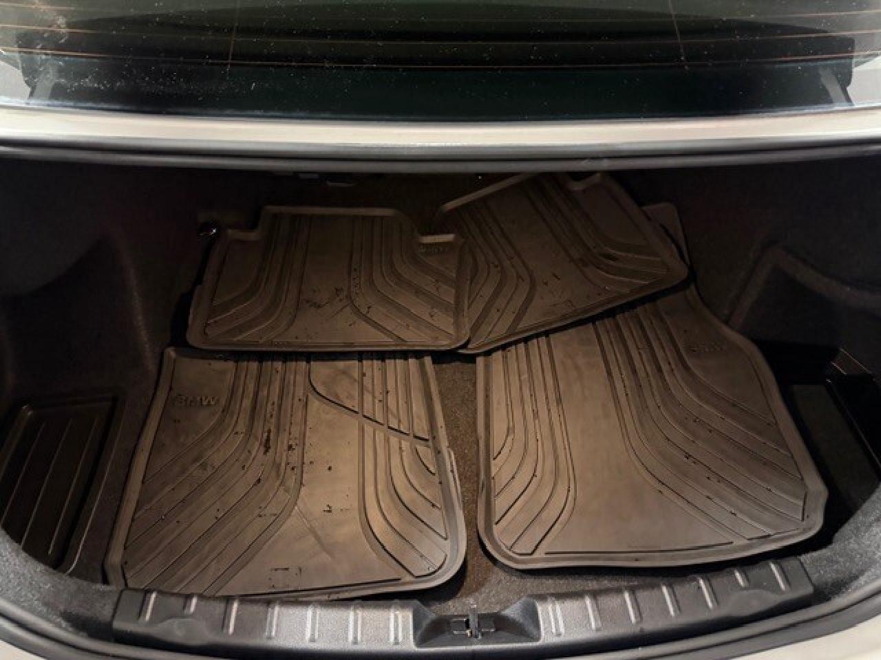 2017 BMW 3 Series 340i xDrive LOW KMS 1 OWNER CERTIFIED Photo