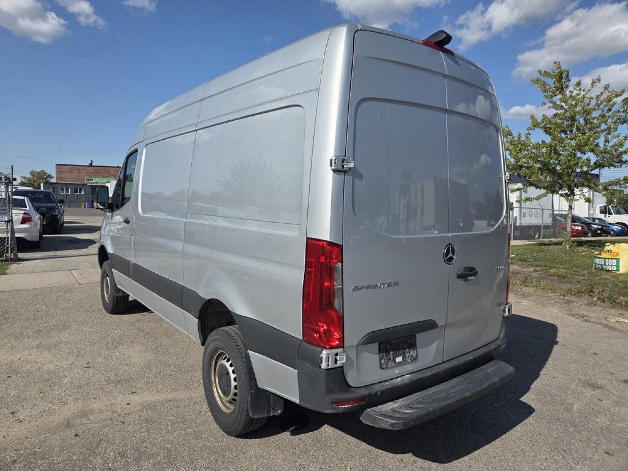 2021 Mercedes-Benz Sprinter 144WB High Roof 4x4 3.0L V6 Diesel - 3 Passenger Photo