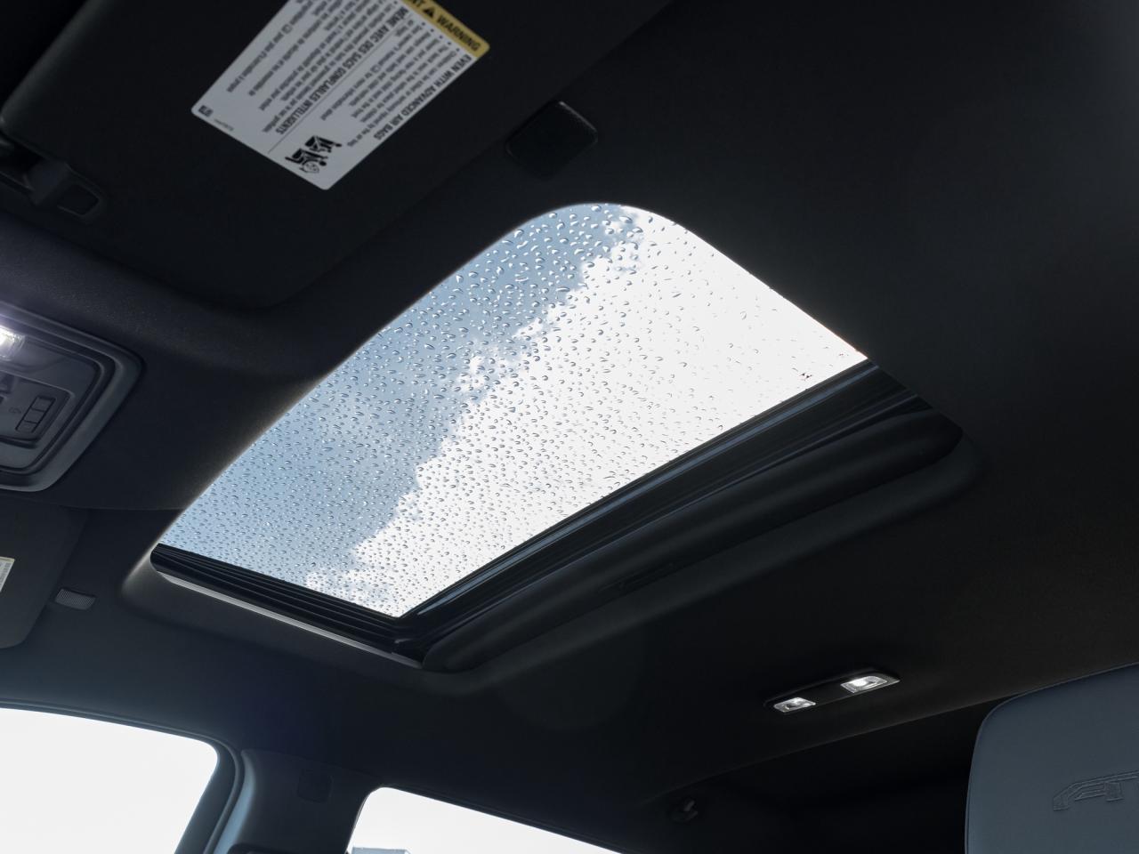 2023 GMC Sierra 1500 4WD Crew Cab 147  AT4 Photo