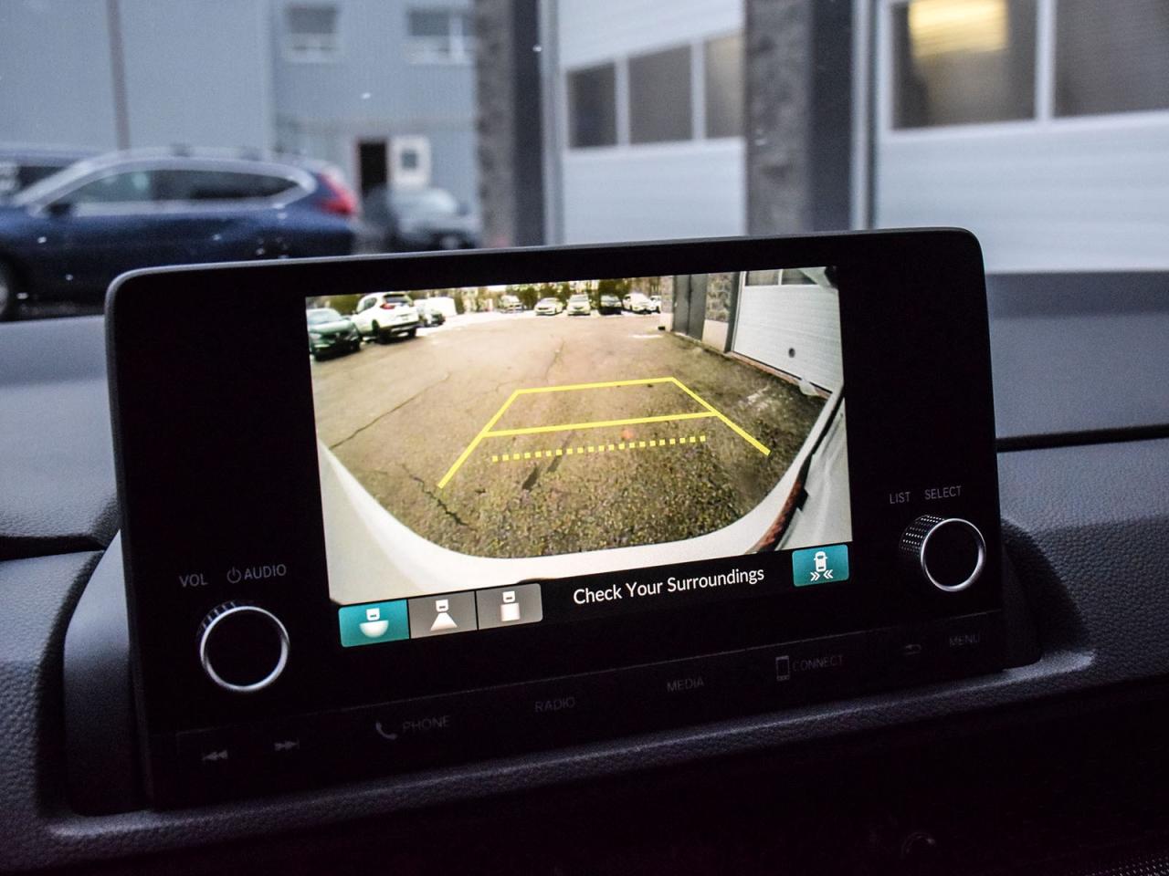 2025 Honda CR-V LX Photo