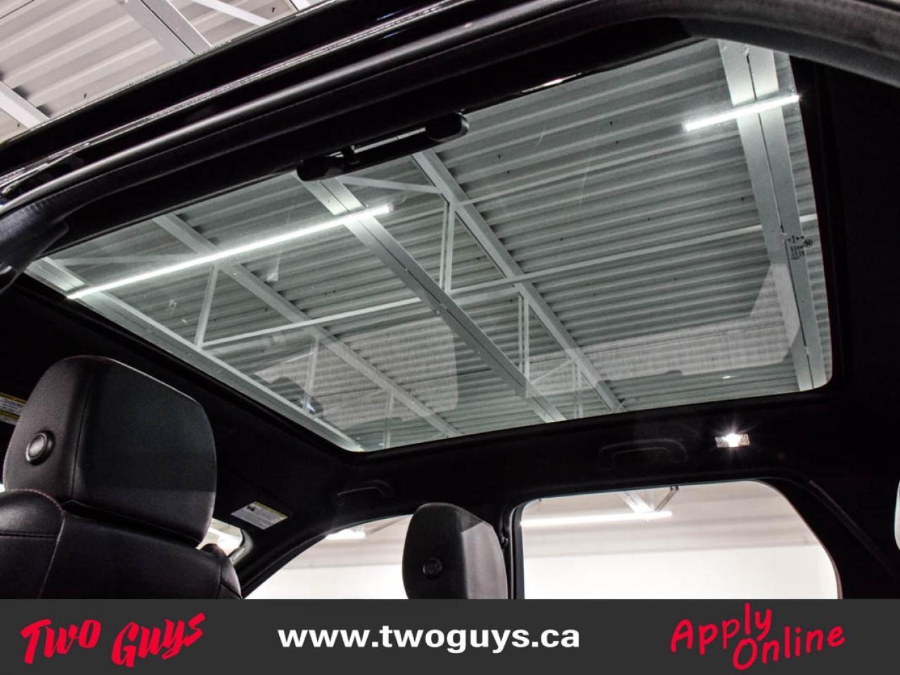 2020 Land Rover Discovery Sport R-Dynamic SE AWD   Panoroof   Leather   Meridian Photo